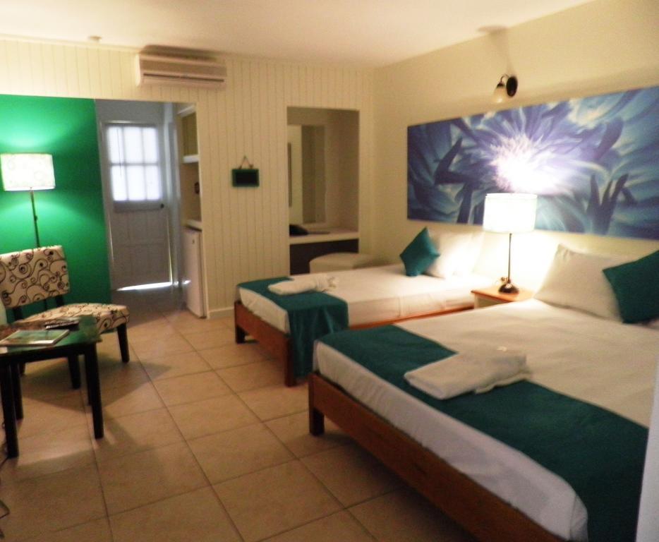 Chic - The Boutique Hotel And Conference Centre Crown Point Room photo
